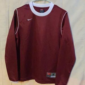 Nike Team long sleeve shirt